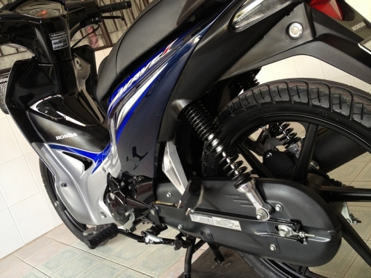 Wave110i ตัวTOP ล้อแม็ก โฉมล่าสุด ลายใหม่ วิ่ง3000 ปลายปี57 (ของแถม 4 รายการ) Wave110i ตัวTOP ล้อแม็ก โฉมล่าสุด ลายใหม่ วิ่ง3000 ปลายปี57 (ของแถม 4 รายการ)