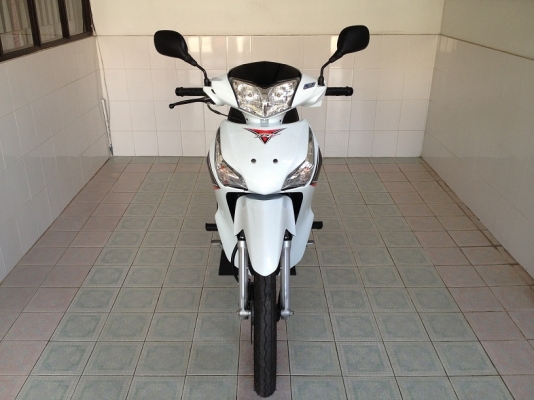 Wave125i โฉมล่าสุด ลายใหม่ สต๊าดเท้า วิ่ง500 ปลายปี57 (ของแถม 4 รายการ)