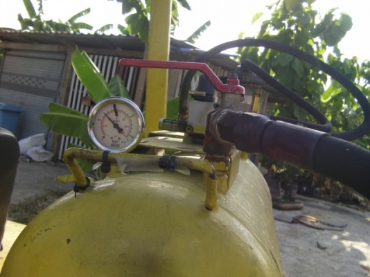 รถโฟล์ลิฟป์ดีเซลขนาด 2.5ตัน เสา3ทอนสูง5เมตร เกีรย์AUTO ระบบ สตาร์ต เป็นแบบ ลม ราคา 140,000บาท เก่าญี่ปุ่น รถโฟล์ลิฟป์ดีเซลขนาด 2.5ตัน เสา3ทอนสูง5เมตร เกีรย์AUTO ระบบ สตาร์ต เป็นแบบ ลม ราคา 140,000บาท เก่าญี่ปุ่น