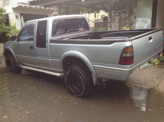 Isuzu rodeo 2.8 turbo4x4 ปี2000