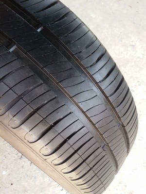 ขายยาง185/55/16 ปี 0412 MICHERLIN XM2  4 เส้น