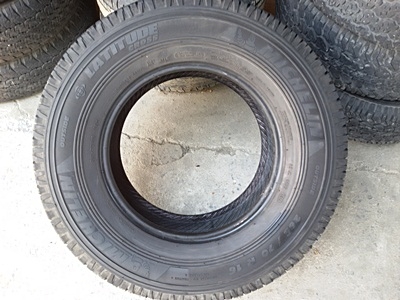 ขายยาง265/70/16 ปี 0712 MICHERLIN CROSS  4 เส้น