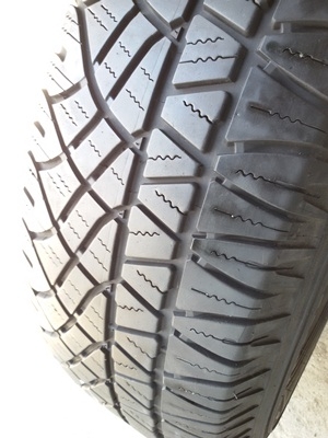 ขายยาง265/70/16 ปี 0712 MICHERLIN CROSS  4 เส้น