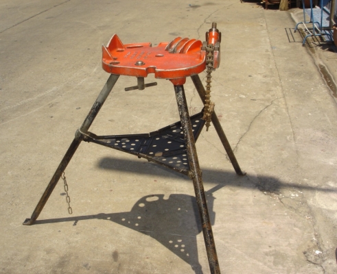 ขายปากกาจับท่อแบบโซ่พร้อมขาตั้ง, RIDGID รุ่น 460 และมีที่ดัดท่อถึง 3 ขนาด