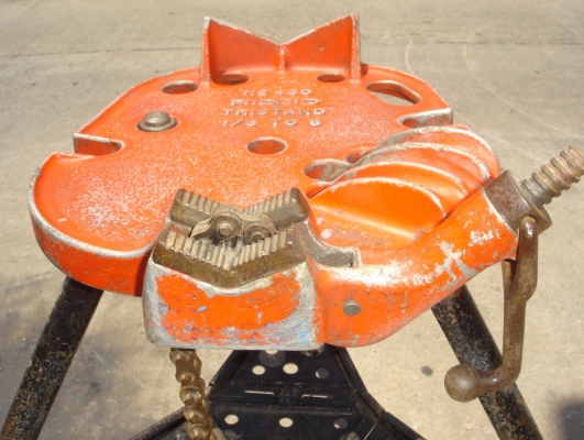 ขายปากกาจับท่อแบบโซ่พร้อมขาตั้ง, RIDGID รุ่น 460 และมีที่ดัดท่อถึง 3 ขนาด