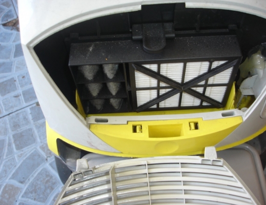 ขายเครื่องดูดฝุ่น(ดูดน้ำได้) Karcher 5500 made in eu