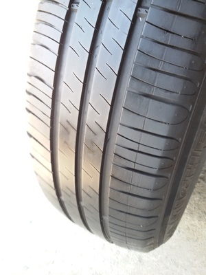 ขายยาง195/65/15 ปี 11 MICHERLIN XM2  4 เส้น