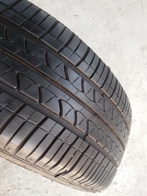 ขายยาง185/60/15 ปี 14 BRIDGESTON B250  4 เส้น