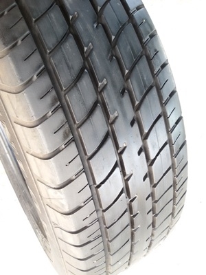 ขายยาง185/60/15 ปี 13  DUNLOP SP2030  4 เส้น