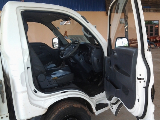 KIA2700 ปี04 ไมล์น้อย สีเดิมบางนางบวช ภายในงาม เล่มพร้อมโอน