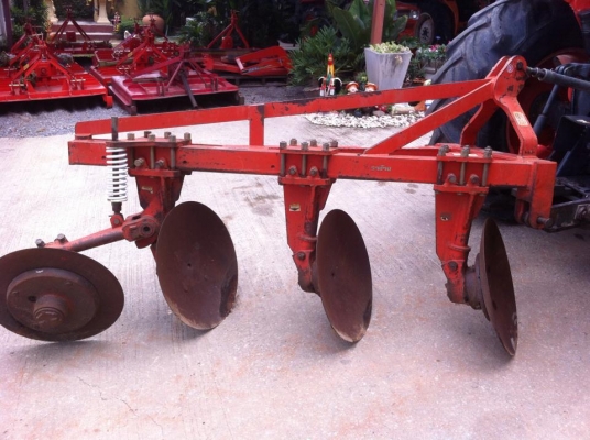 ขายรถไถ Kubota M8540 (4WD) พร้อมดันหน้า+ผานบุกเบิกช้าง รถบ้านสวยมาก พร้อมใช้งานครับ