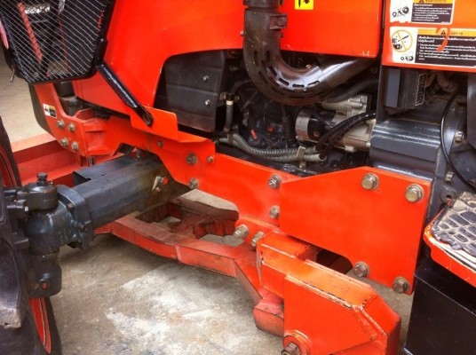 ขายรถไถ Kubota M8540 (4WD) พร้อมดันหน้า+ผานบุกเบิกช้าง รถบ้านสวยมาก พร้อมใช้งานครับ