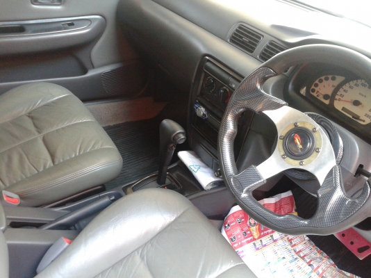 รถเก๋งสภาพดี NISSAN SUNNY ปี2000 เกียร์ออโต ราคา 98,000 บ.