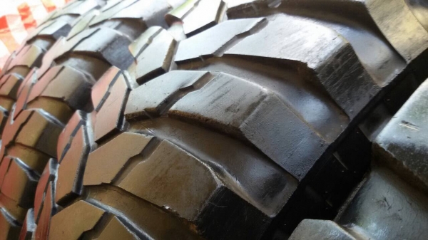 ขายยาง 35 maxxis trepador ปี 09 ขายยาง 35 maxxis trepador ปี 09