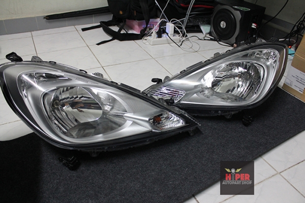 ขายไฟหน้า Jazz GE MC