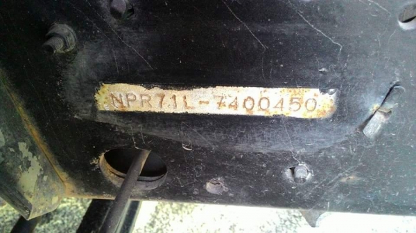 ขาย 6 ล้อดั้มเกษตร  NPR71L รถห้างแท้ ปี47