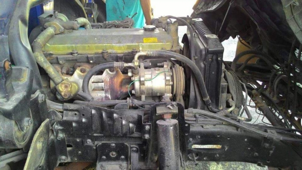 ขาย 6 ล้อดั้มเกษตร  NPR71L รถห้างแท้ ปี47