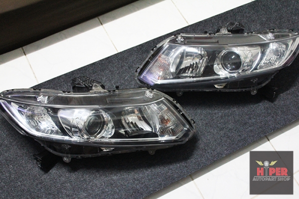 ขายไฟหน้า Civic FB