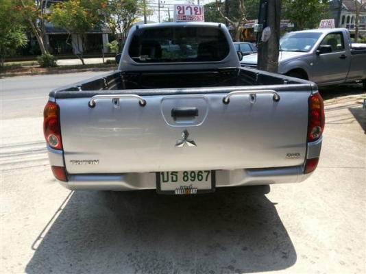 ไทรตั้นเดียว 2011