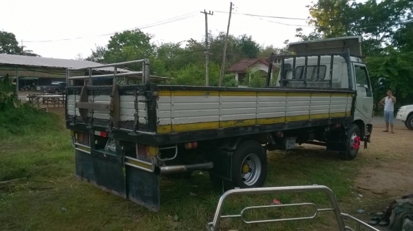 ขาย 6 ล้อ HINO FB2WGKA กระบะยาว 5 เมตร เครื่อง WO4D 120 แรงม้า ยางเต็ม ทะเบียนพร้อมโอนครับ ราคาต่อรองได้ ขาย 6 ล้อ HINO FB2WGKA กระบะยาว 5 เมตร เครื่อง WO4D 120 แรงม้า ยางเต็ม ทะเบียนพร้อมโอนครับ ราคาต่อรองได้