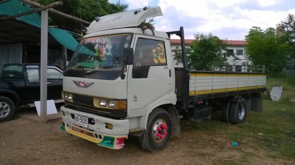 ขาย 6 ล้อ HINO FB2WGKA กระบะยาว 5 เมตร เครื่อง WO4D 120 แรงม้า ยางเต็ม ทะเบียนพร้อมโอนครับ ราคาต่อรองได้