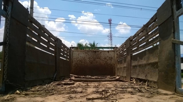 ขาย 10 ล้อดั้ม ไอ้หลง FN527M-TD ซีเรียล 4551 เครื่อง 6D16 เทอร์โบ 220 แรงม้า มีระบบลากพ่วง เกียร์ 10 สปีด เบรคใหญ่ ทะเบียนพร้อมโอนครับ ขาย 10 ล้อดั้ม ไอ้หลง FN527M-TD ซีเรียล 4551 เครื่อง 6D16 เทอร์โบ 220 แรงม้า มีระบบลากพ่วง เกียร์ 10 สปีด เบรคใหญ่ ทะเบียนพร้อมโอนครับ