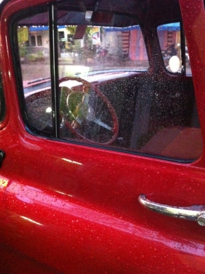 Chevrolet Apache ปี1958 เครื่องNissan Diesel2.7เกียร์ธรรมดา พวงมาลัยซ้าย Chevrolet Apache ปี1958 เครื่องNissan Diesel2.7เกียร์ธรรมดา พวงมาลัยซ้าย