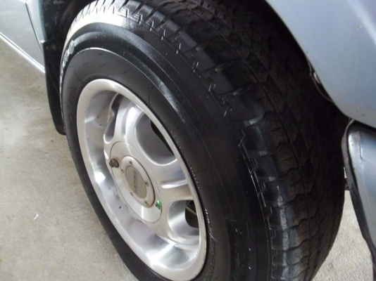 Isuzu Dragon spacecab 2.8 SLX ปี2000