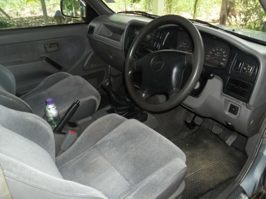 Isuzu Dragon spacecab 2.8 SLX ปี2000