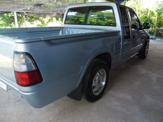Isuzu Dragon spacecab 2.8 SLX ปี2000