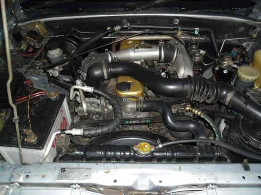 Isuzu Dragon spacecab 2.8 SLX ปี2000