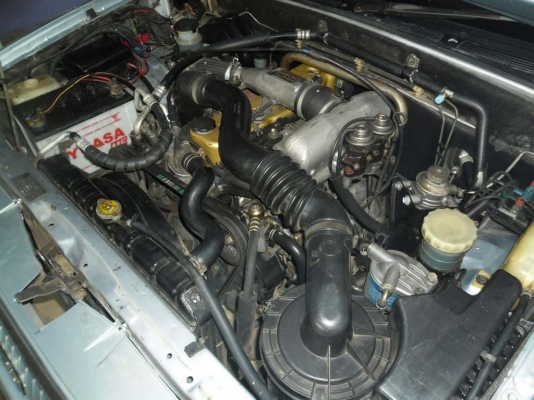 Isuzu Dragon spacecab 2.8 SLX ปี2000