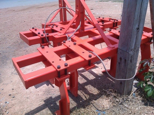 ขายลิปเปอร์แถกร่องอ้อย ของใหม่ ใช้ได้กับรถตั้งแต่30 แรงขึ้นไปถึง 50แรง