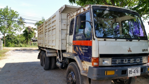 ขายรถบรรทุกสิบล้อmitsubishi FN527M- TD3827