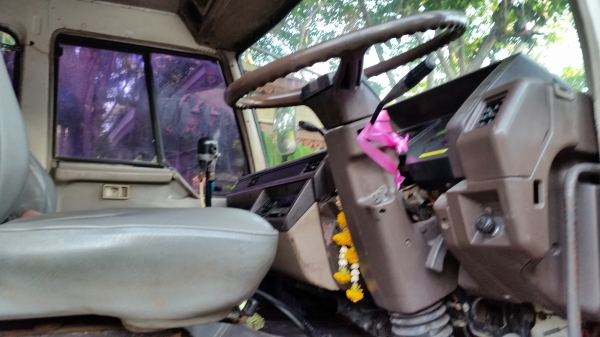 ขายรถบรรทุกสิบล้อmitsubishi FN527M- TD3827