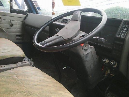 ขายหกล้อกลาง ISUZUNPR59LU5-4BE1-110HP รถสวยพร้อมใช้ ขายหกล้อกลาง ISUZUNPR59LU5-4BE1-110HP รถสวยพร้อมใช้