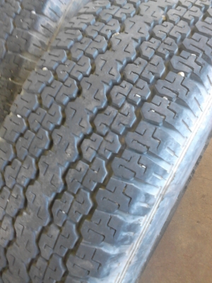 245/70R16 BRIDGESTONE DUELER H/T 689 มี 2 เส้น tel.081-427-3941