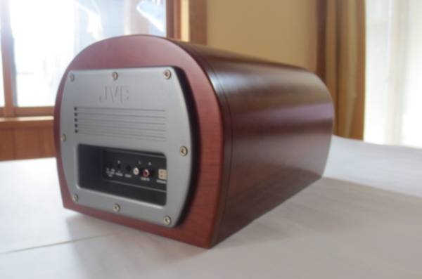 SUBBOX JVC CS-WD1 มีแอมป์ในตัว พร้อมรีโมท ลายไม้ หายาก สวยเว่อออออ SUBBOX JVC CS-WD1 มีแอมป์ในตัว พร้อมรีโมท ลายไม้ หายาก สวยเว่อออออ