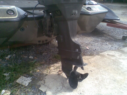 ขายเครื่อง SUZUKI 100 HP หางสั้น