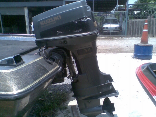 ขายเครื่อง SUZUKI 100 HP หางสั้น