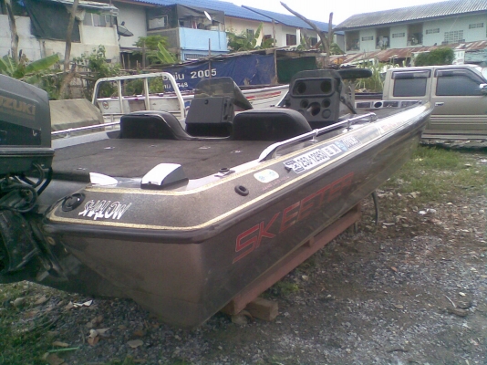 ขายเรือเปล่า SKEETER 200 DX ลดกระหน่ำค่ะเหลือ39000บาทถ้วน
