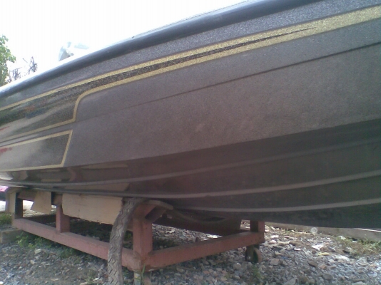 ขายเรือเปล่า SKEETER 200 DX ลดกระหน่ำค่ะเหลือ39000บาทถ้วน