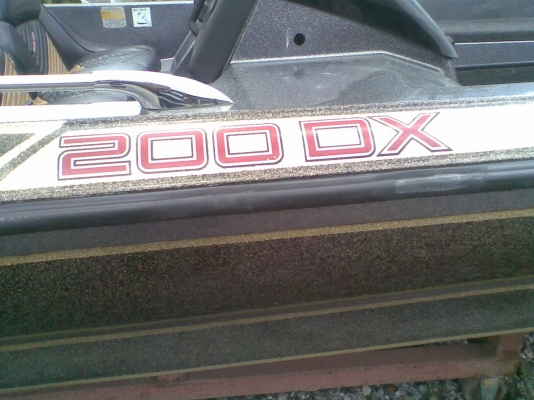 ขายเรือเปล่า SKEETER 200 DX ลดกระหน่ำค่ะเหลือ39000บาทถ้วน