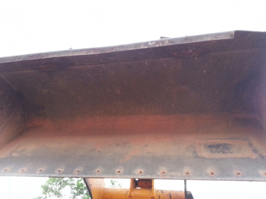 รถตัก KOMATSU  510.    สนใจติดต่อ  081 - 6079515