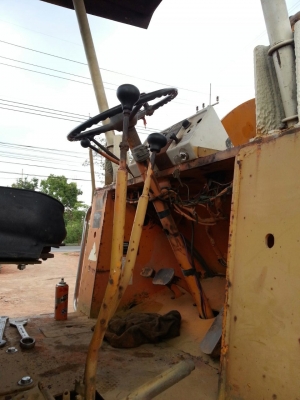 รถตัก KOMATSU  510.    สนใจติดต่อ  081 - 6079515