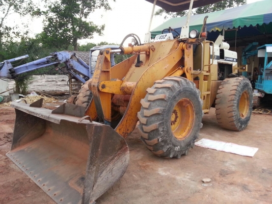 รถตัก KOMATSU  510.    สนใจติดต่อ  081 - 6079515