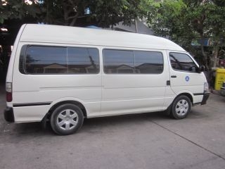 รถตู้ รถตู้