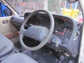 รถตู้ รถตู้