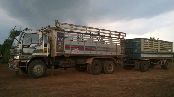 ขายรถพ่วง แม่ดั้ม-ลูกไม่ดั้ม HINO FM3M เครื่องเดิม M10C 240 แรงม้า เกียร์เดิม สโลว์เดิม คัสซีสวยจัดตลอดเส้น ยางเต็มทั้ง 18 เส้น ทะเบียนพร้อมโอนครับ