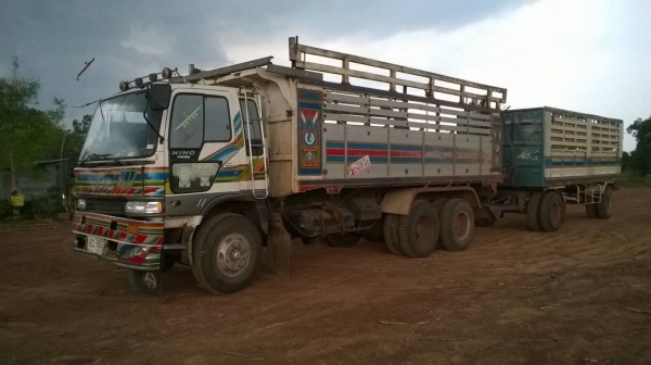 ขายรถพ่วง แม่ดั้ม-ลูกไม่ดั้ม HINO FM3M เครื่องเดิม M10C 240 แรงม้า เกียร์เดิม สโลว์เดิม คัสซีสวยจัดตลอดเส้น ยางเต็มทั้ง 18 เส้น ทะเบียนพร้อมโอนครับ